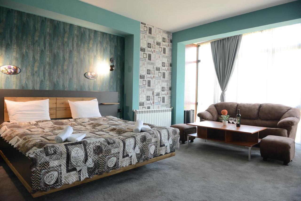Family Hotel Гоце-Делчев Экстерьер фото